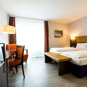 Domus 3* Munich